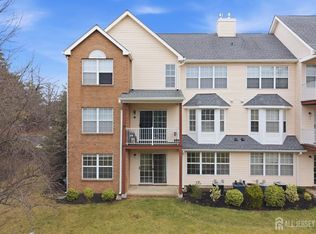 405 Plymouth Rd, North Brunswick, NJ 08902