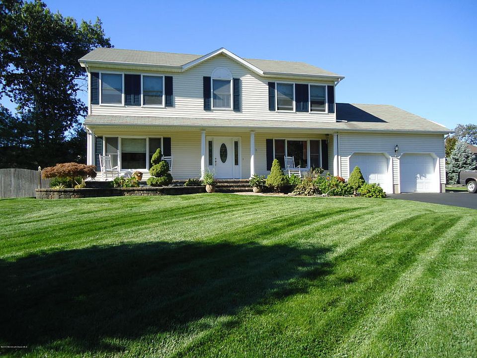 1st image of 870 Chivas Dr