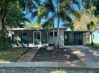 882 NE Rio Ave, Jensen Beach, FL 34957