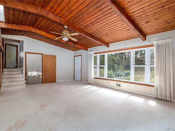 5th image of 3380 Northaven Ln
