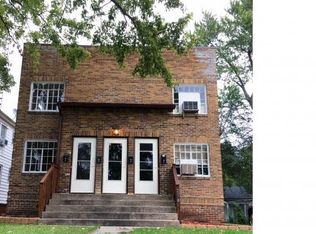 2320 S 6th St, Springfield, IL 62703