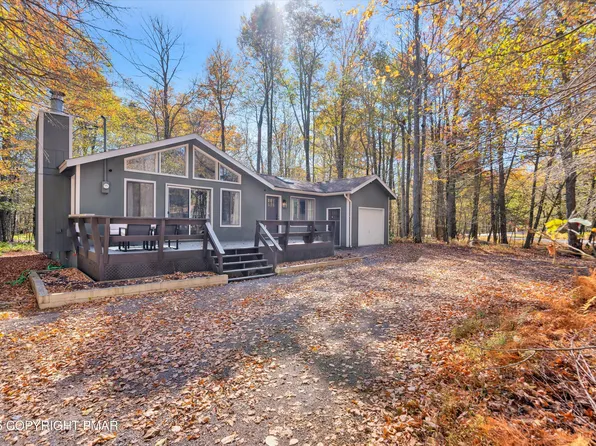 6 Ingrid Dr, Clifton Township, PA 18424