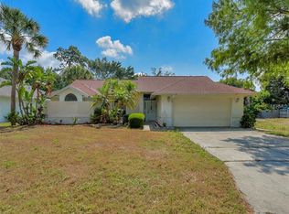923 Circle Dr, Venice, FL 34285