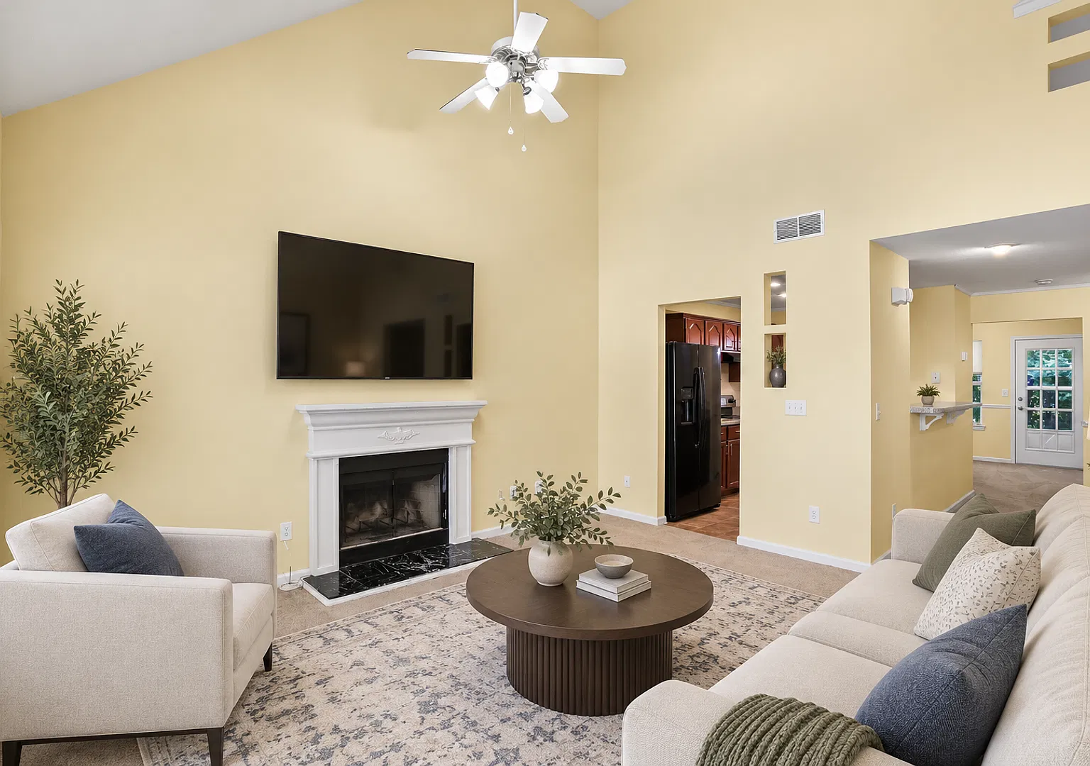 Union City Home — Photo 1