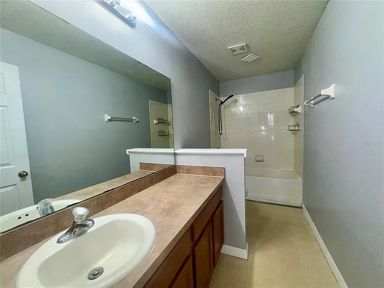 533 Cresting Oak Cir #79 — Photo 14