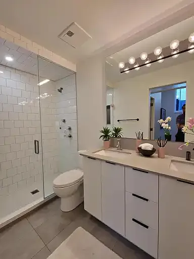 2502 16a St SW #102 — Photo 8