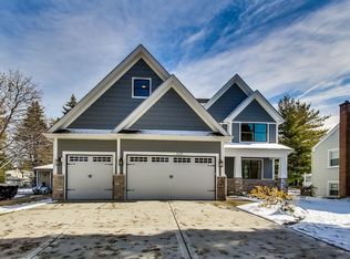 117 S Washington St, Westmont, IL