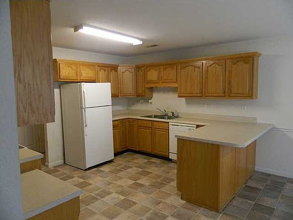 3rd image of 153 Creeks Jewell Dr