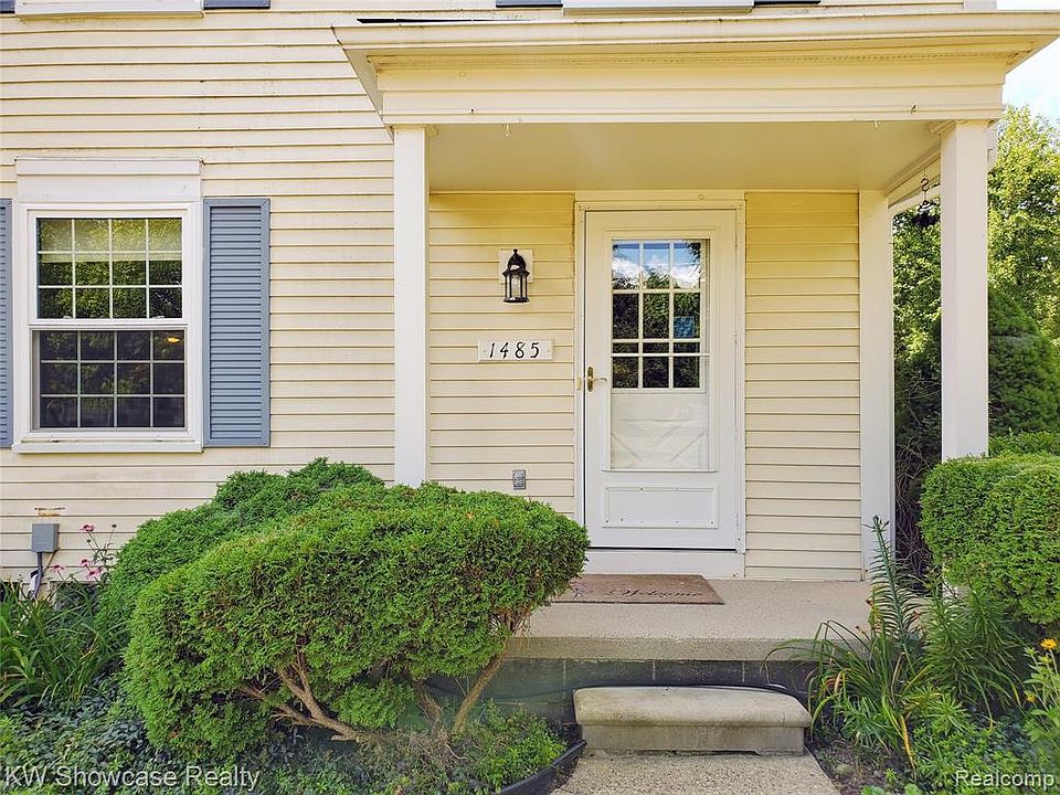 1st image of 1485 Harbor Dr #109