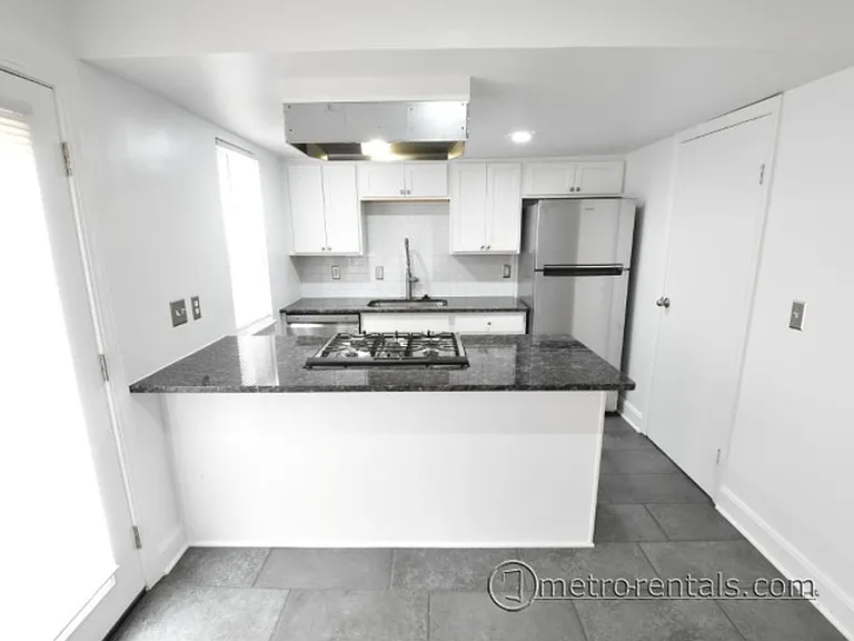 4868-4869 E Moreland Dr #4871 — Photo 9