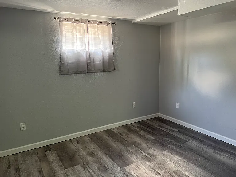 Downstairs bedroom 2