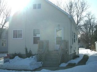 1414 Lawe St, Green Bay, WI 54301