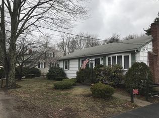 674 E Ashland St, Brockton, MA 02302