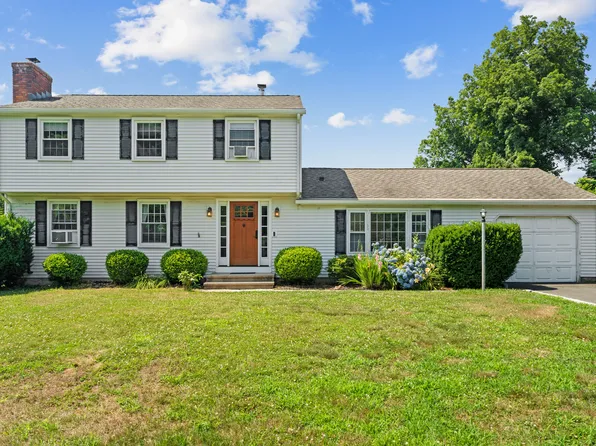 14 Stonewall Lane, Guilford, CT 06437