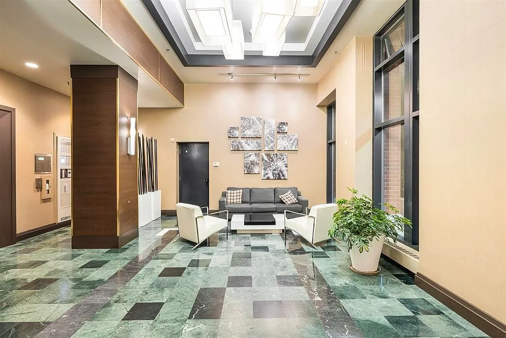 2 bed, 1220 sqft, $5,000 — Photo 3