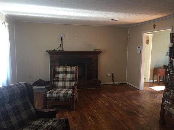 2nd image of 3418 Keith Ave