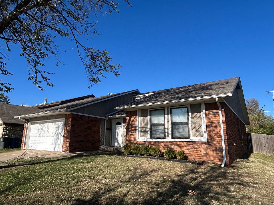 1st image of 5711 E 33rd Ct