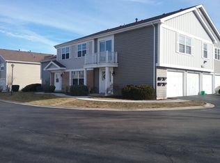 1556 Timber Trl #20-C, Wheaton, IL 60189