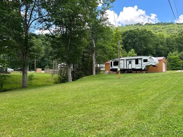 Osborne Drive & Oak St, Rainelle, WV 25962