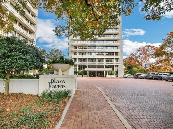 2575 Peachtree Rd NE APT 21C, Atlanta, GA 30305