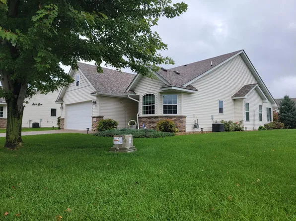 366 25th Ln SE, Cambridge, MN 55008