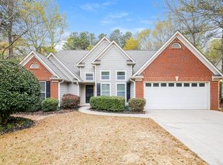 5563 Newberry Point Dr, Flowery Branch, GA 30542