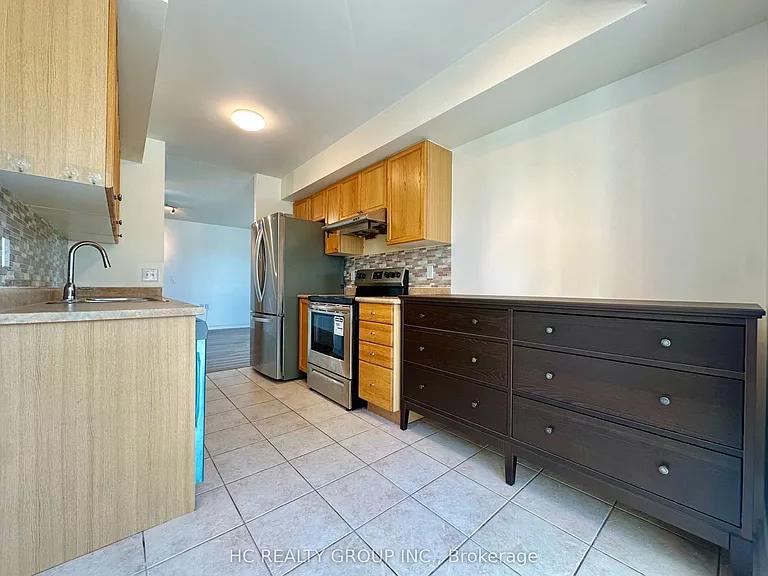 28 Olive Ave #1006 — Photo 11