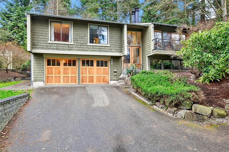 1st image of 405 N 181st Ct