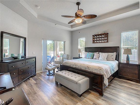 4th image of 808 Overlook Grove Dr