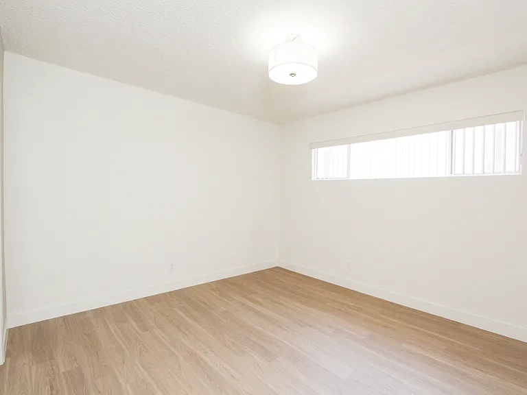 1817 Corinth Ave #8 — Photo 8