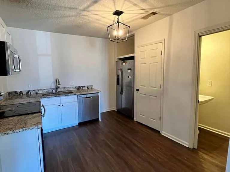 1403 Scott St #B — Photo 4