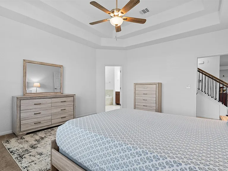 325 La Joya Pass — Photo 20
