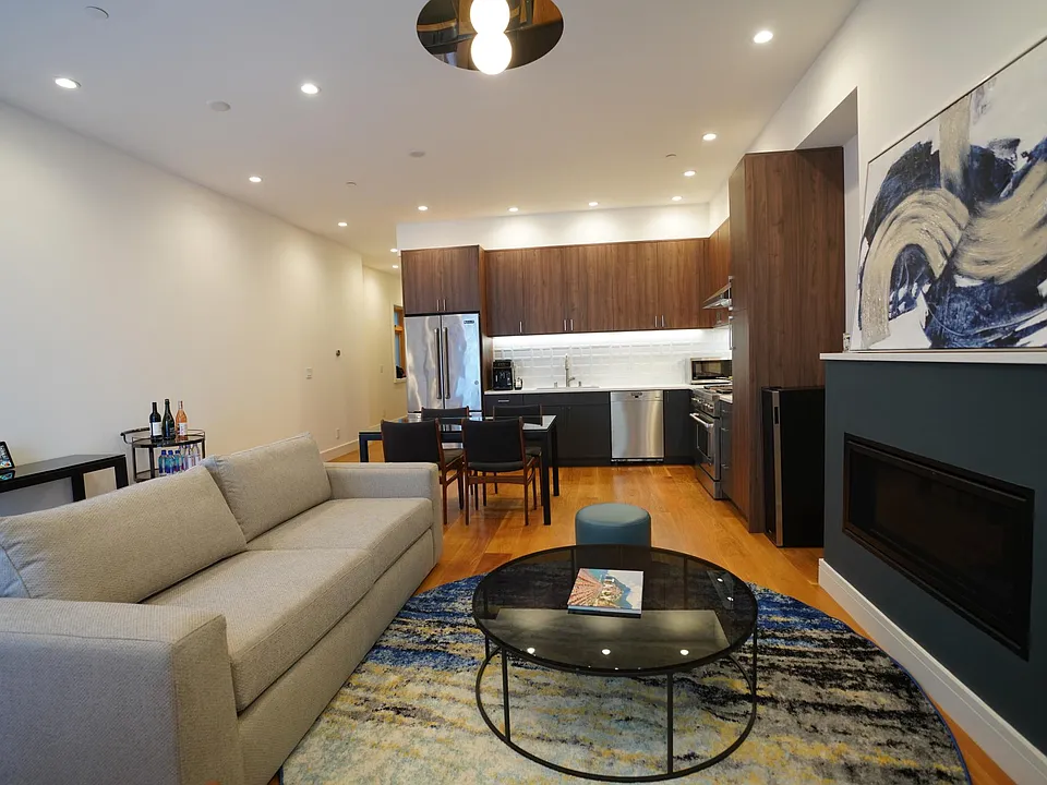 34 Walter St #A