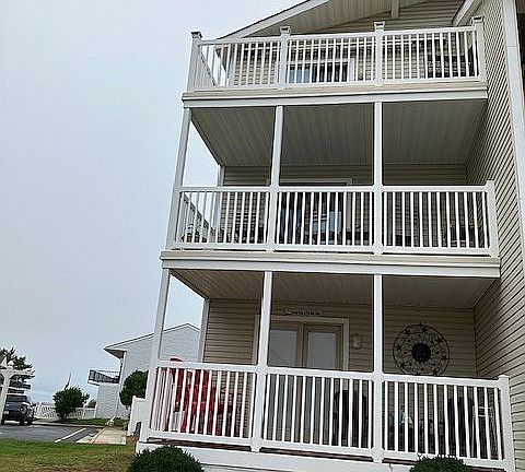 5th image of 775 Allen Dr #201A
