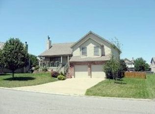 308 SW Seagull St, Lees Summit, MO 64082