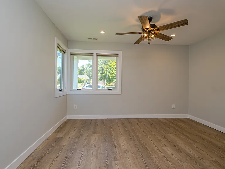 92 Pennwood Dr — Photo 13