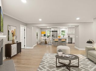1 Bonnie Ln, Horse Shoe, NC 28742