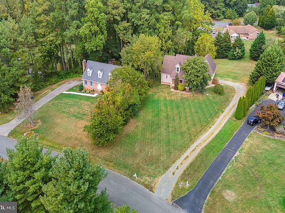 4th image of 34 Ponderosa Dr