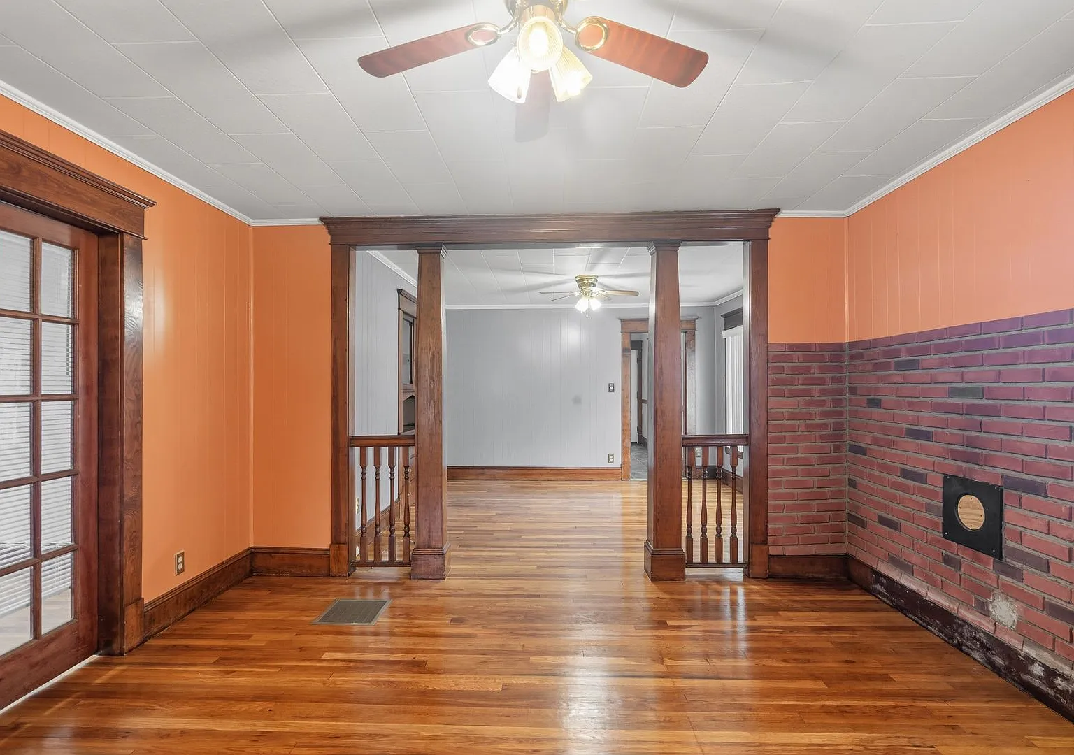 21-23 Colchester St — Photo 4