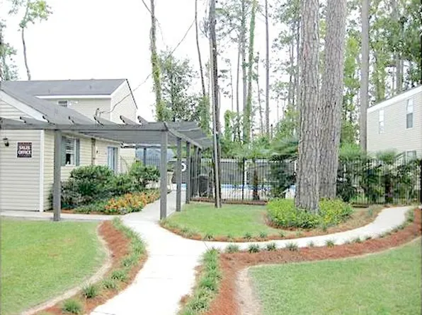 Woodland Trace Apartments, 4000 Florida St APT A1, Mandeville, LA 70448