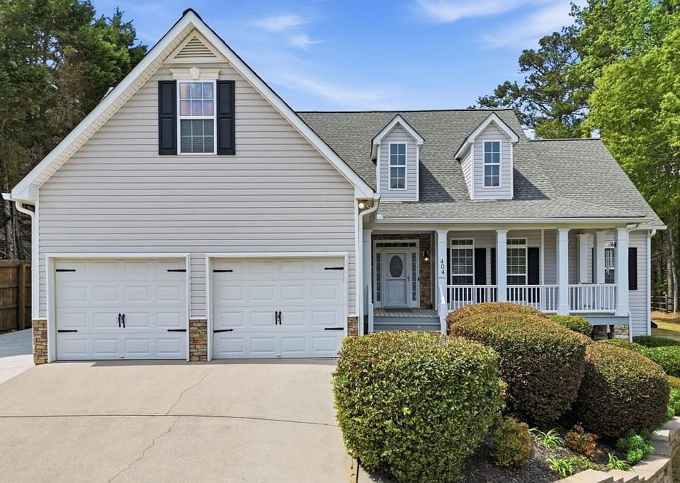 1st image of 404 Vineyard Dr