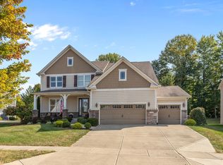 3173 Red Fox Trl, Columbus, IN 47201