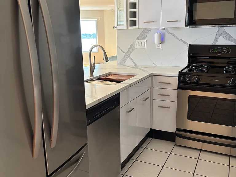 12 Harbour Close — Photo 38