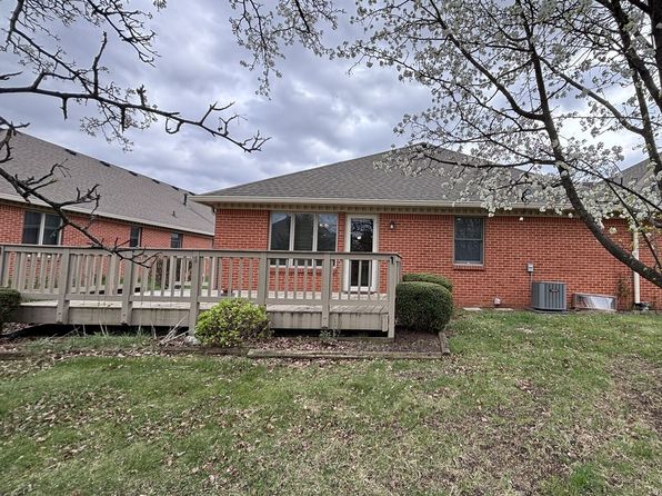 2856 Colony Lake East Dr, Plainfield, IN 46168