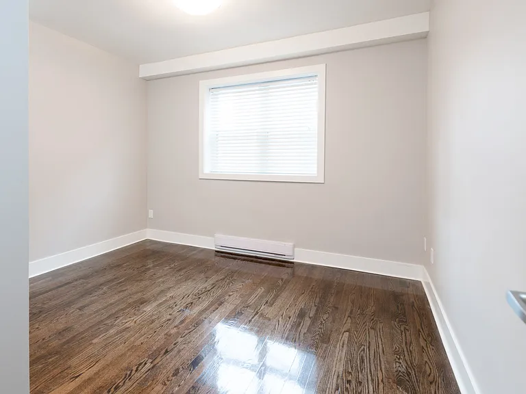 700 Corydon Ave #A — Photo 33