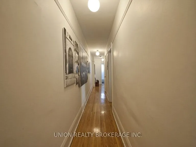 58 Scarboro Beach Blvd #UPPER — Photo 10