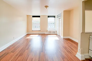 Rented by Warburg