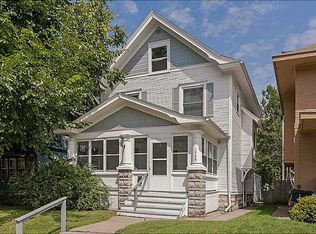1726 Park Ave SE, Cedar Rapids, IA 52403