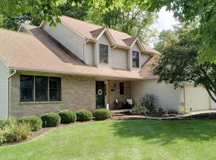 419 Cedarwood Dr, Lexington, OH 44904