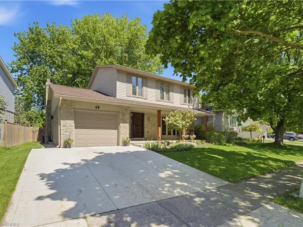 49 Greenfield Rd, Brantford, ON N3R 6Z4